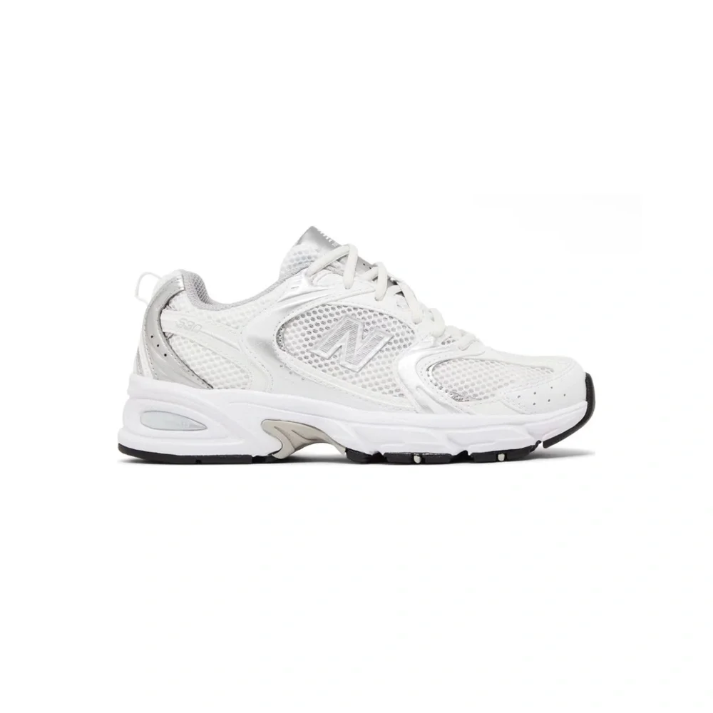 New Balance 2020 530 Silver and White, size 5 men’s/ 6.5 women’s - Picture 2 of 7